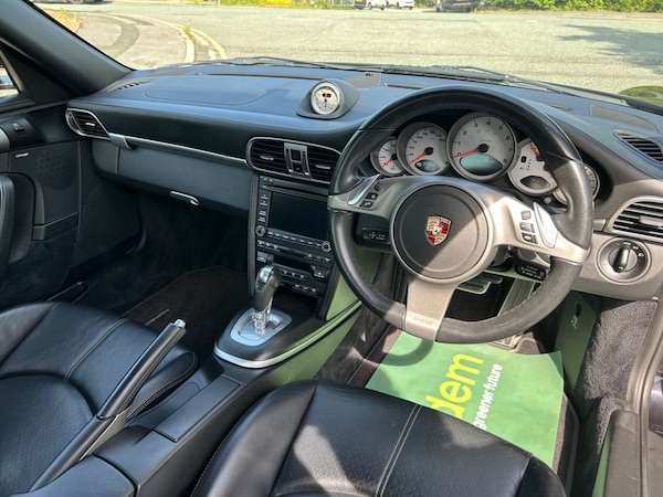 Used Porsche 911 2010 for sale - 74884582: Photo 32