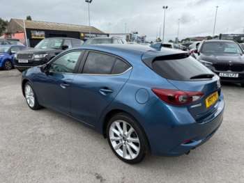 Used Mazda Mazda3 2017 for sale - 75052565: Photo