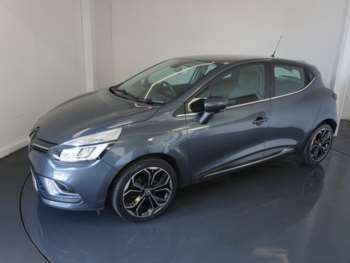 Used Renault Clio 2018 for sale - 74580532: Photo