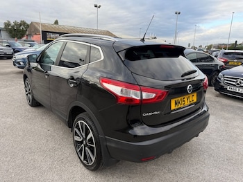 Used Nissan Qashqai 2015 for sale - 76617315: Photo