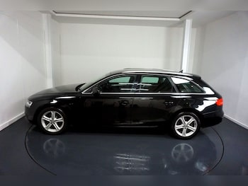 Used Audi A4 Avant 2015 for sale - 75912361: Photo