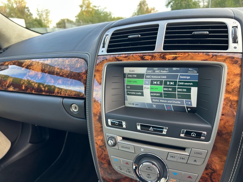 Used Jaguar XK 2010 for sale - 75936911: Photo 29