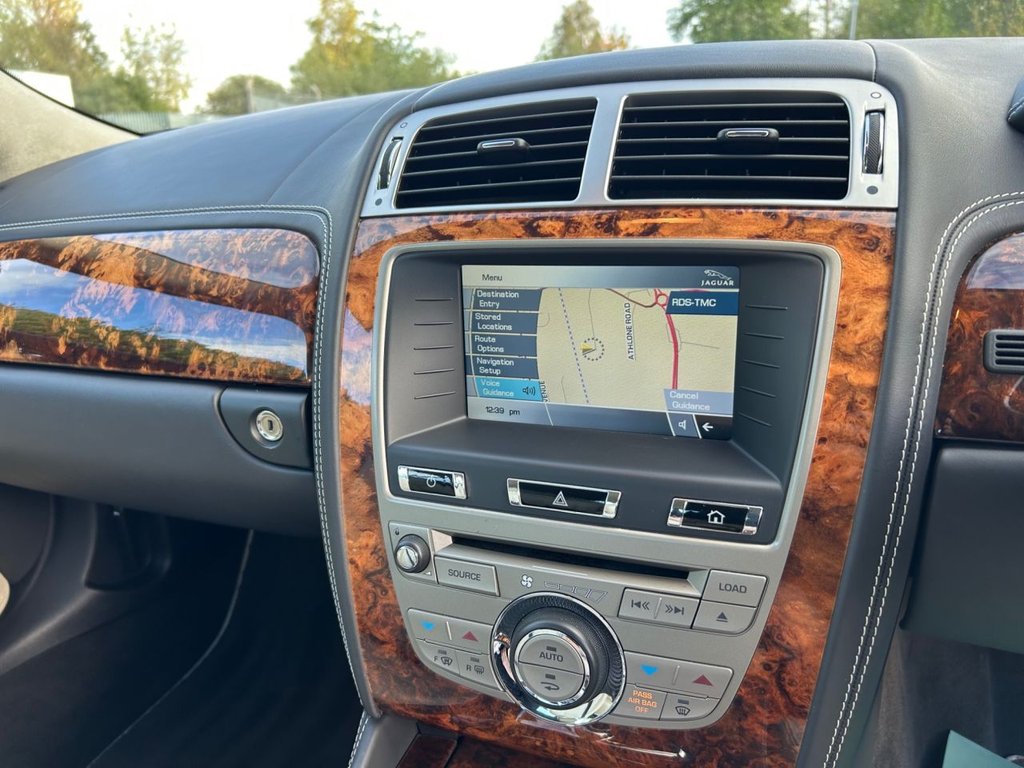 Used Jaguar XK 2010 for sale - 75936911: Photo 32