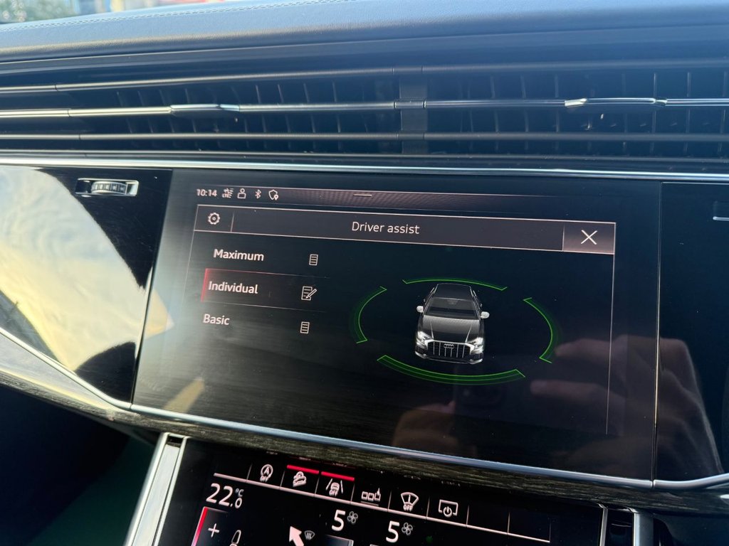 Used Audi Q8 2018 for sale - 76632072: Photo 34