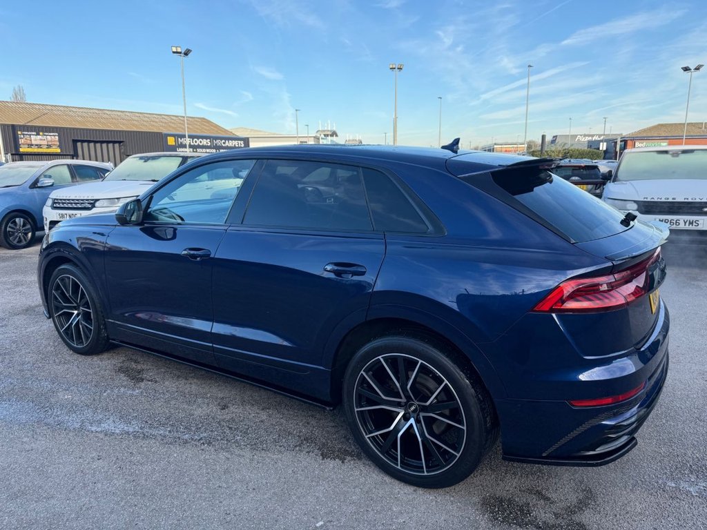 Used Audi Q8 2018 for sale - 76632072: Photo 4
