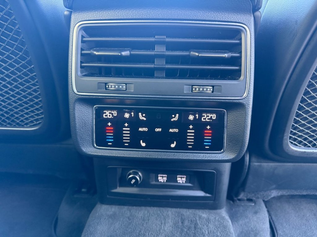 Used Audi Q8 2018 for sale - 76632072: Photo 40