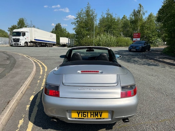 Used Porsche 911 2001 for sale - 74189359: Photo 22