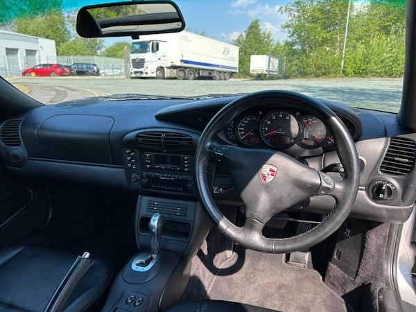 Used Porsche 911 2001 for sale - 74189359: Photo 39