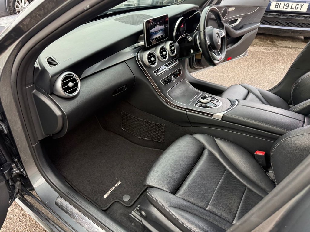 Used Mercedes-Benz C Class 2018 for sale - 76333652: Photo 32