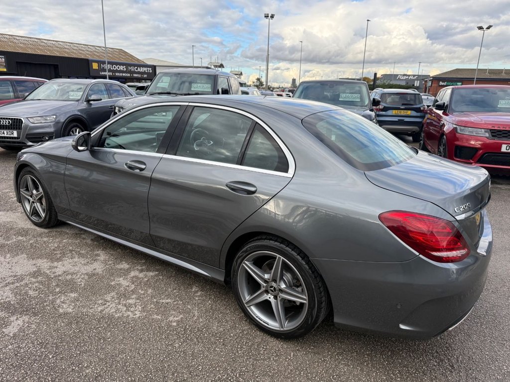Used Mercedes-Benz C Class 2018 for sale - 76333652: Photo 4