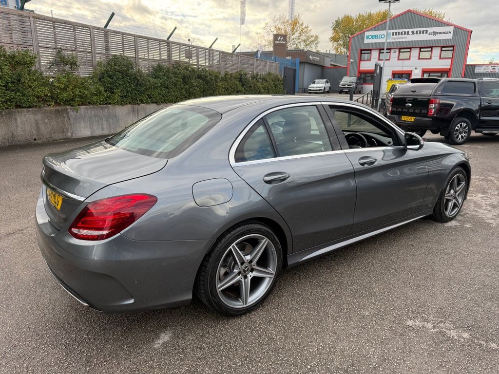 Used Mercedes-Benz C Class 2018 for sale - 76333652: Photo 9