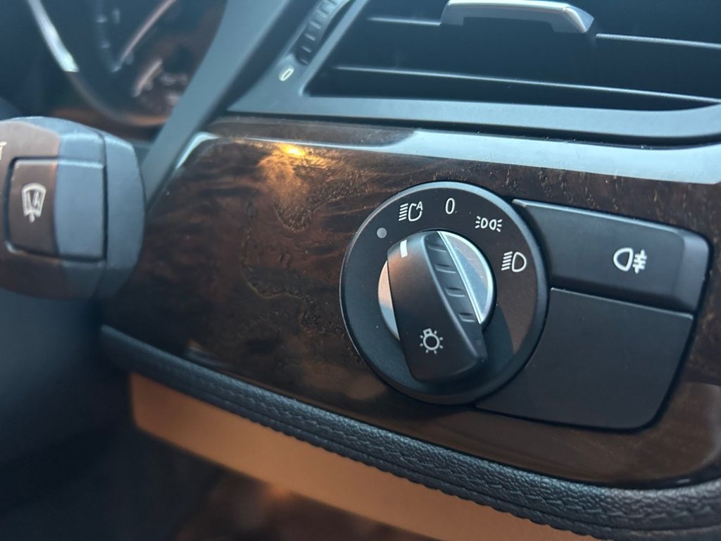 Used BMW Z4 2010 for sale - 78167178: Photo 32