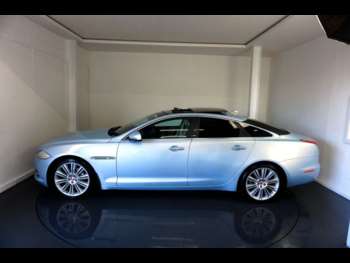 Used Jaguar XJ 2015 for sale - 73560938: Photo