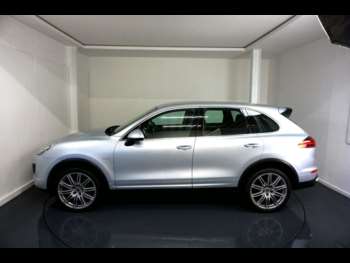 Used Porsche Cayenne 2014 for sale - 74839293: Photo