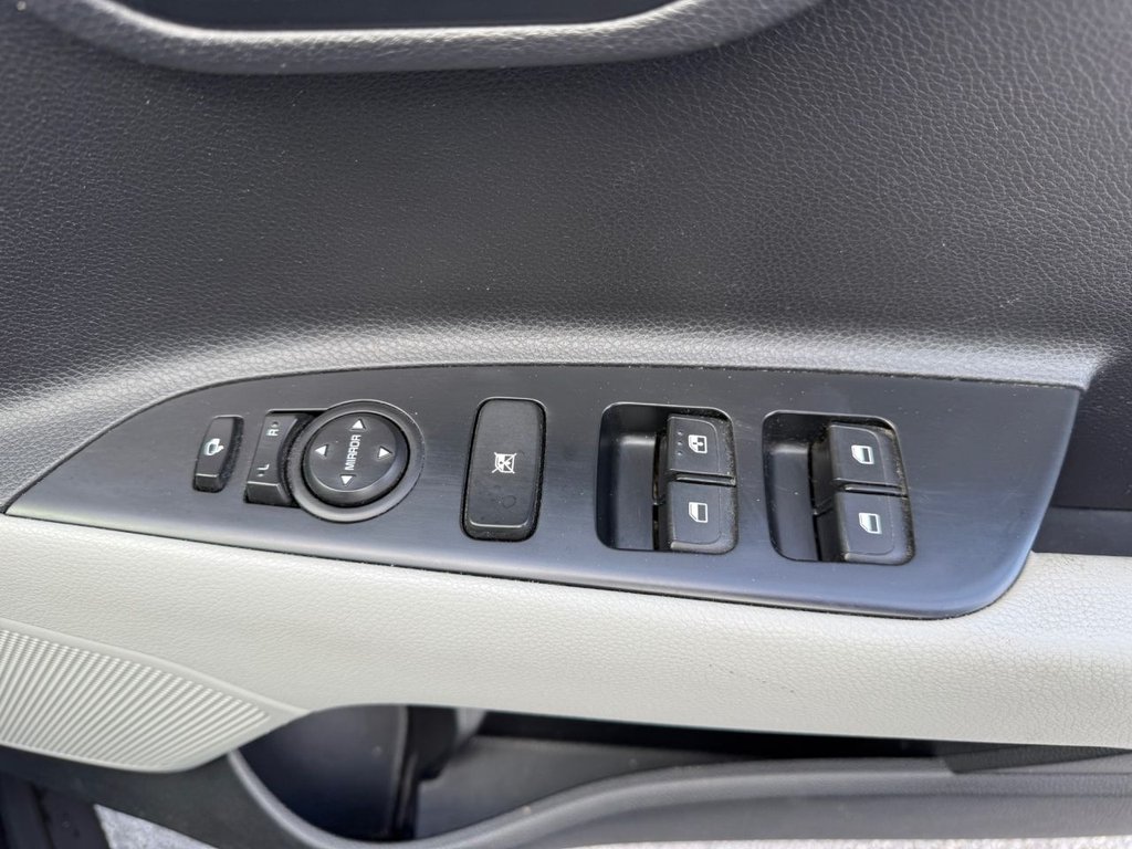 Used Kia Stonic 2019 for sale - 75947615: Photo 15