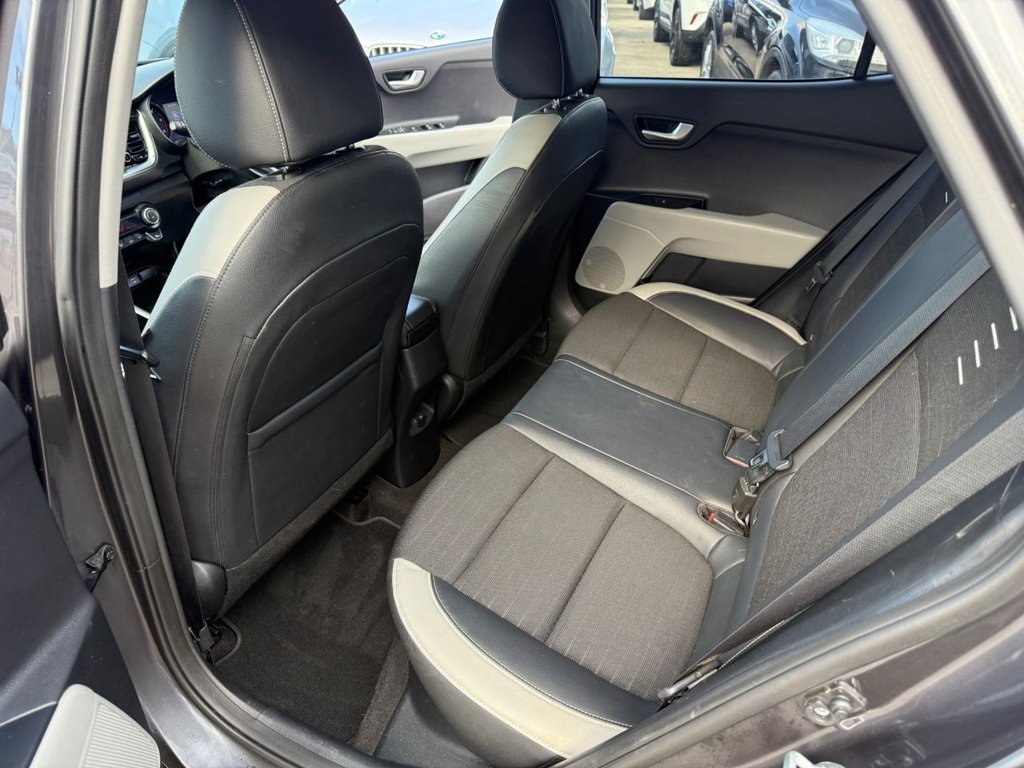 Used Kia Stonic 2019 for sale - 75947615: Photo 28