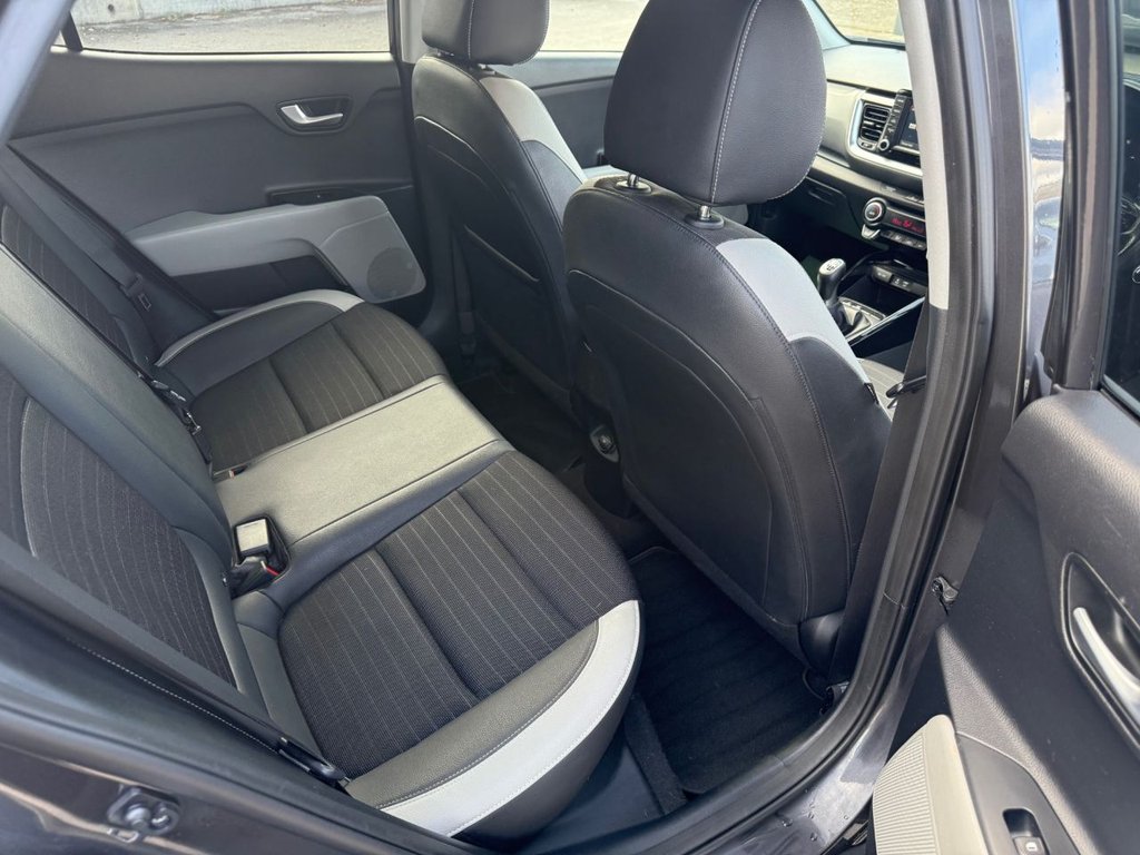 Used Kia Stonic 2019 for sale - 75947615: Photo 29