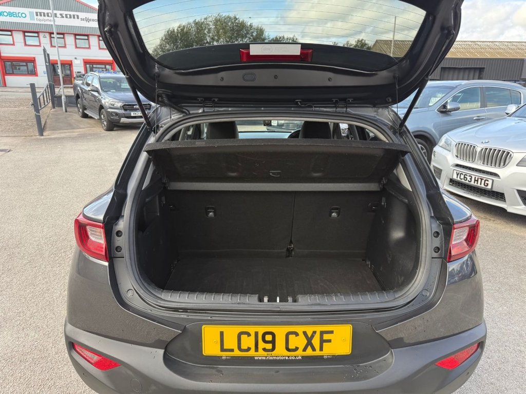 Used Kia Stonic 2019 for sale - 75947615: Photo 7