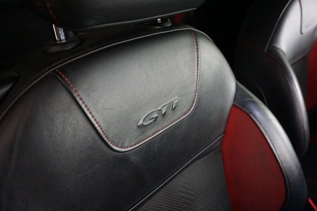 Used Peugeot 208 2014 for sale - 77199880: Photo 17