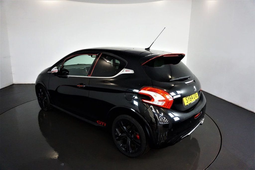 Used Peugeot 208 2014 for sale - 77199880: Photo 6