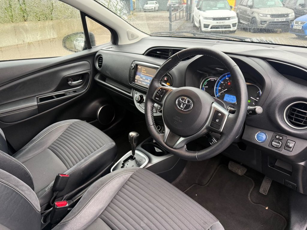 Used Toyota Yaris 2015 for sale - 77122137: Photo 14