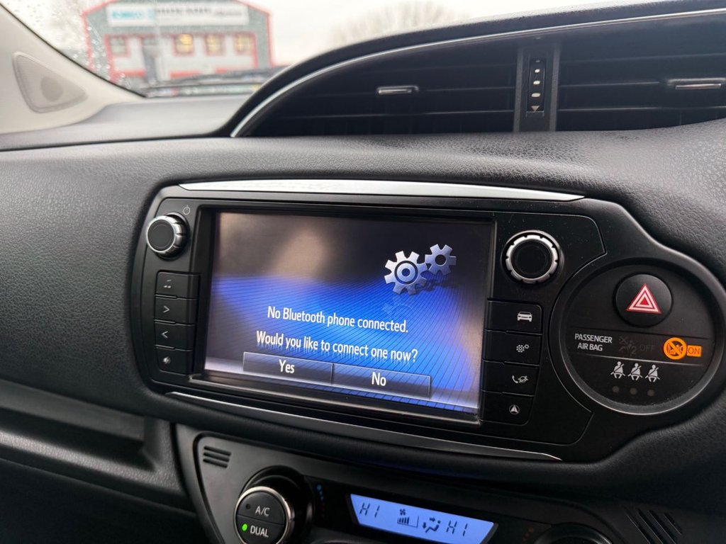 Used Toyota Yaris 2015 for sale - 77122137: Photo 19