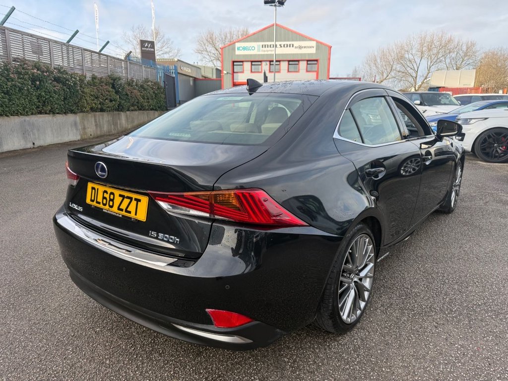 Used Lexus IS 2019 for sale - 77394288: Photo 8