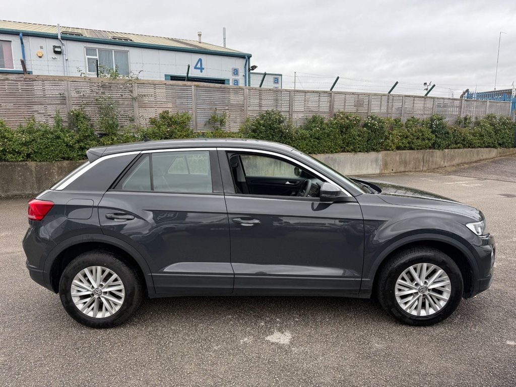 Used Volkswagen T-Roc 2018 for sale - 76582271: Photo 10