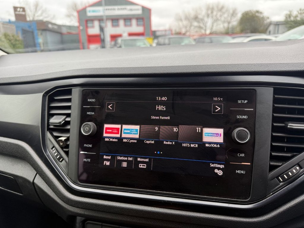 Used Volkswagen T-Roc 2018 for sale - 76582271: Photo 18