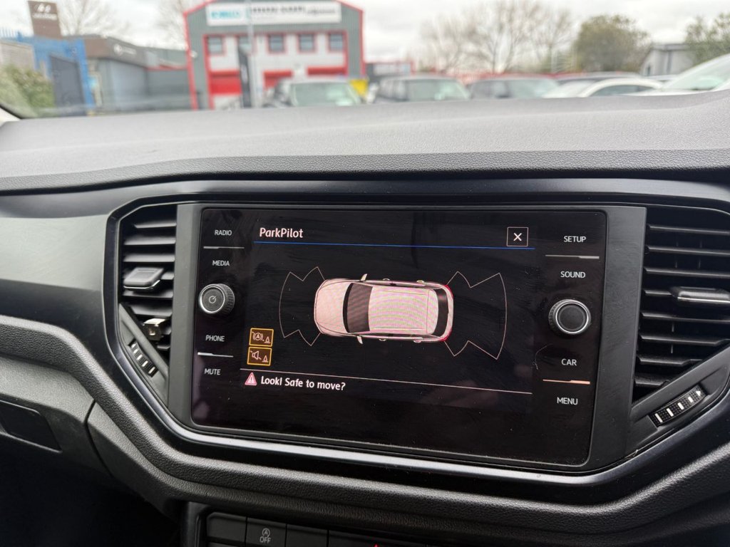 Used Volkswagen T-Roc 2018 for sale - 76582271: Photo 19