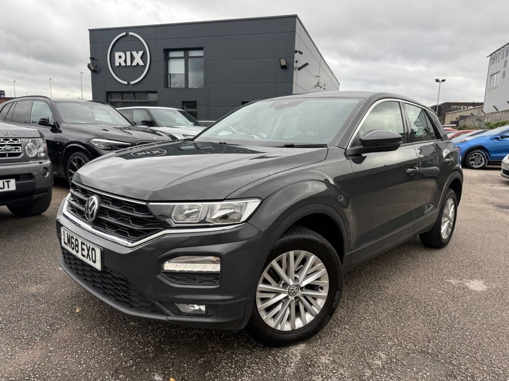 Used Volkswagen T-Roc 2018 for sale - 76582271: Photo 2