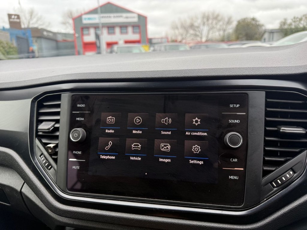 Used Volkswagen T-Roc 2018 for sale - 76582271: Photo 20