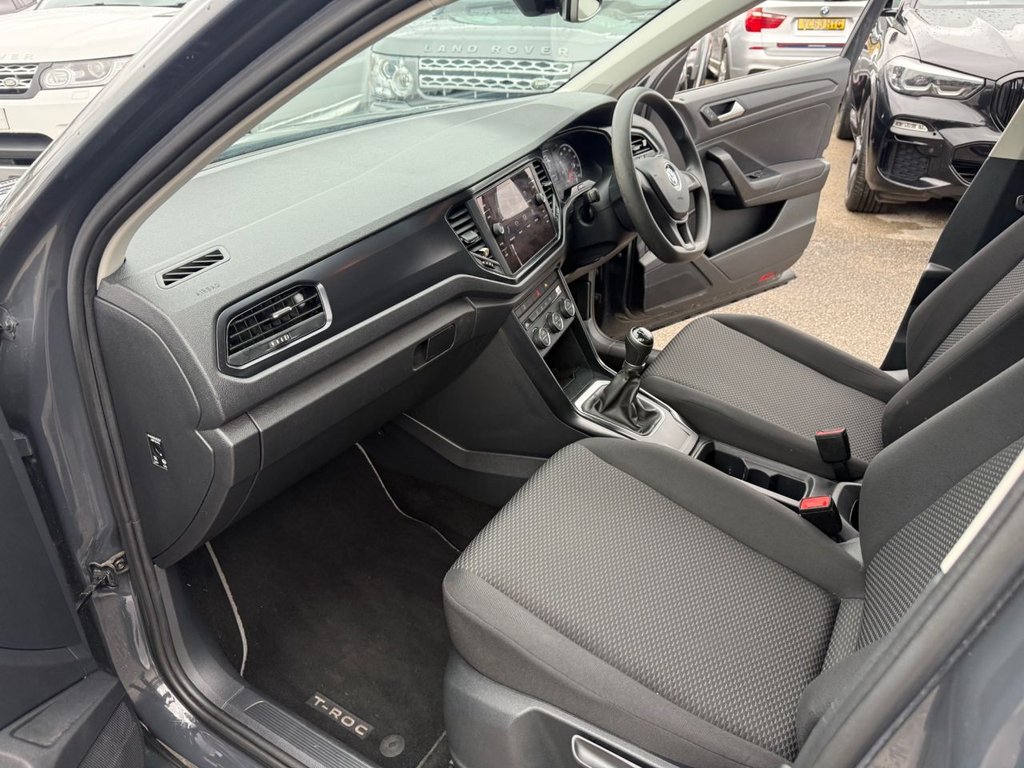 Used Volkswagen T-Roc 2018 for sale - 76582271: Photo 25