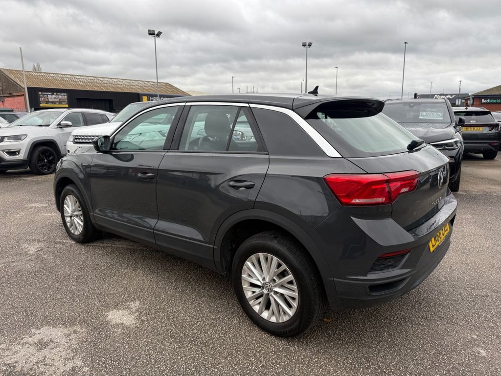 Used Volkswagen T-Roc 2018 for sale - 76582271: Photo 4