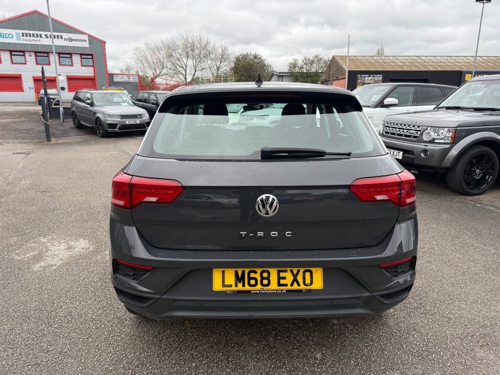 Used Volkswagen T-Roc 2018 for sale - 76582271: Photo 6