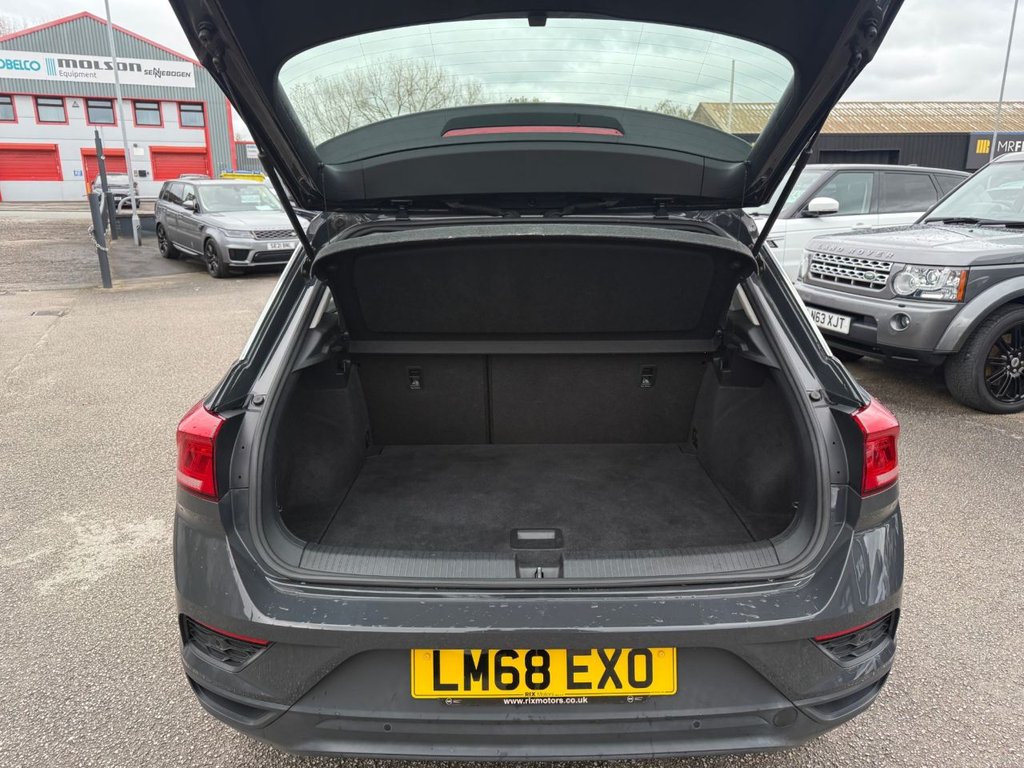 Used Volkswagen T-Roc 2018 for sale - 76582271: Photo 7