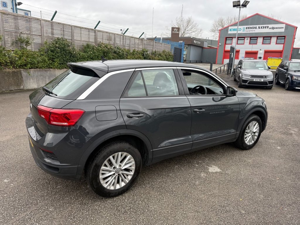 Used Volkswagen T-Roc 2018 for sale - 76582271: Photo 9