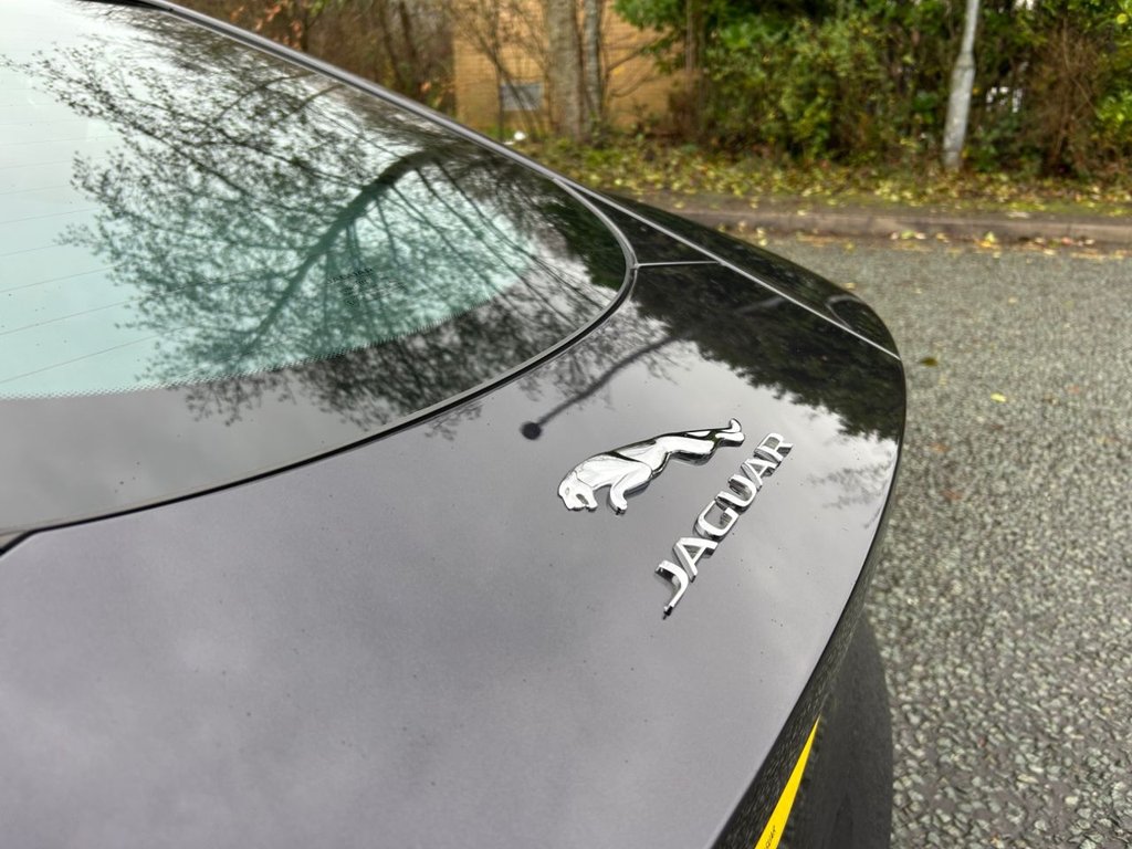 Used Jaguar F-Type 2016 for sale - 76867636: Photo 12