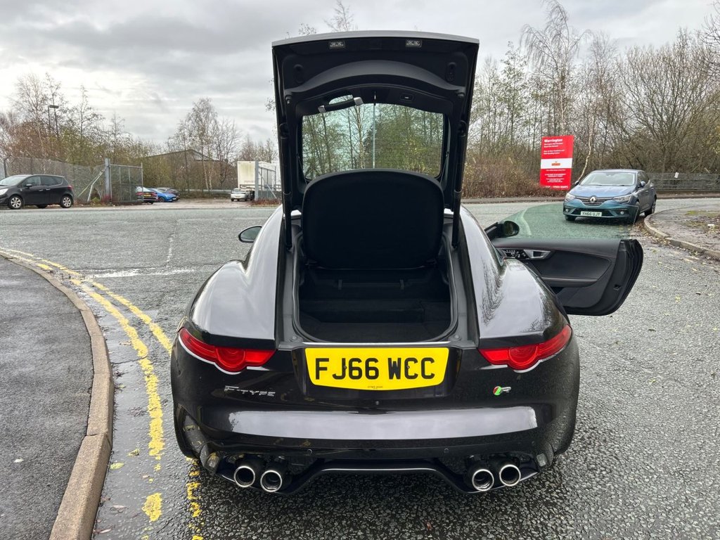 Used Jaguar F-Type 2016 for sale - 76867636: Photo 19