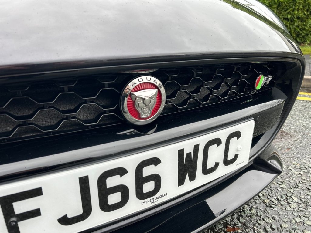 Used Jaguar F-Type 2016 for sale - 76867636: Photo 24