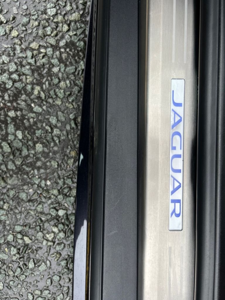 Used Jaguar F-Type 2016 for sale - 76867636: Photo 25