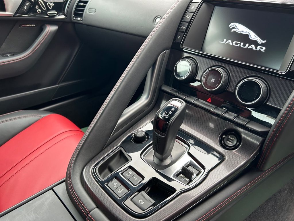 Used Jaguar F-Type 2016 for sale - 76867636: Photo 35