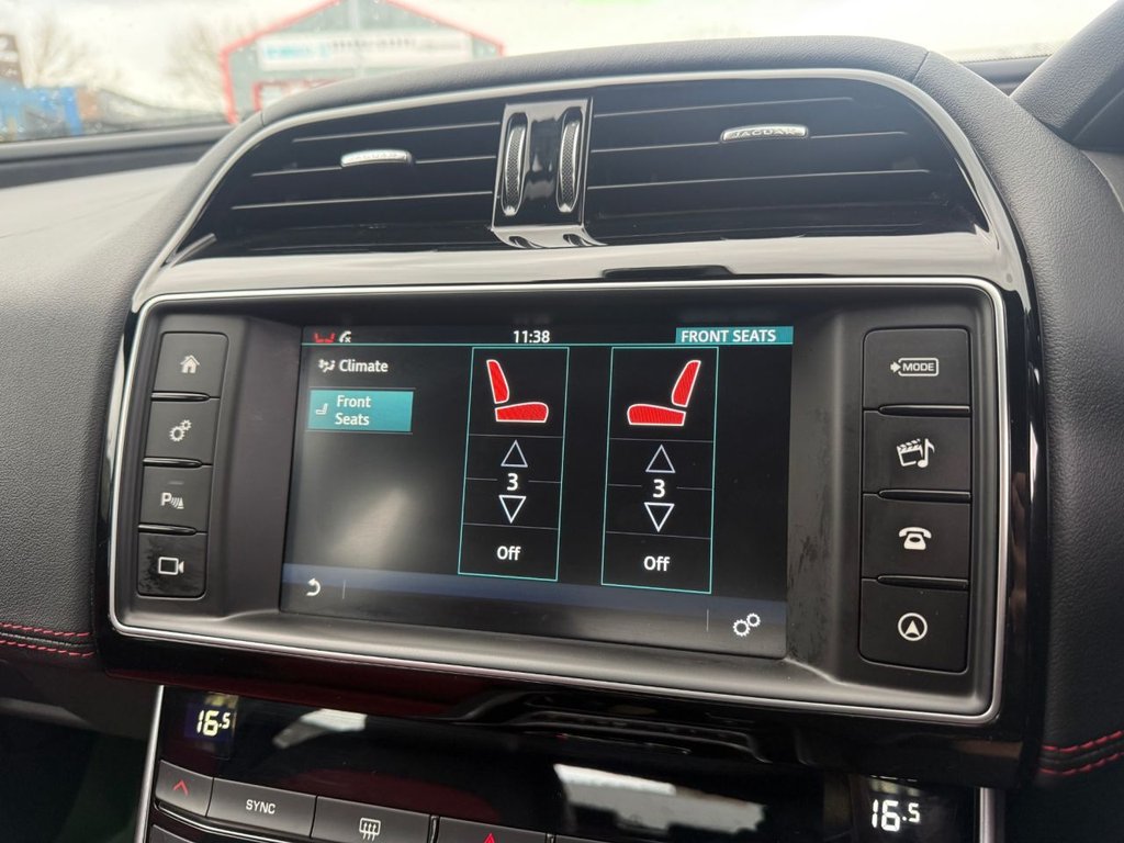 Used Jaguar XE 2017 for sale - 76527215: Photo 20