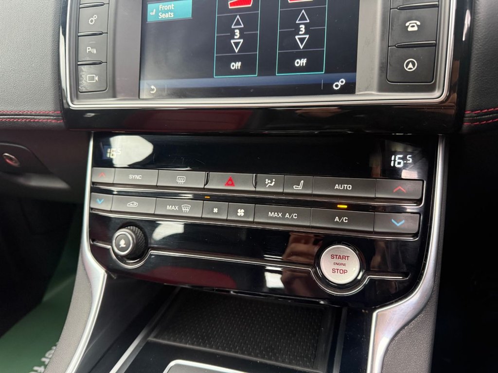 Used Jaguar XE 2017 for sale - 76527215: Photo 23