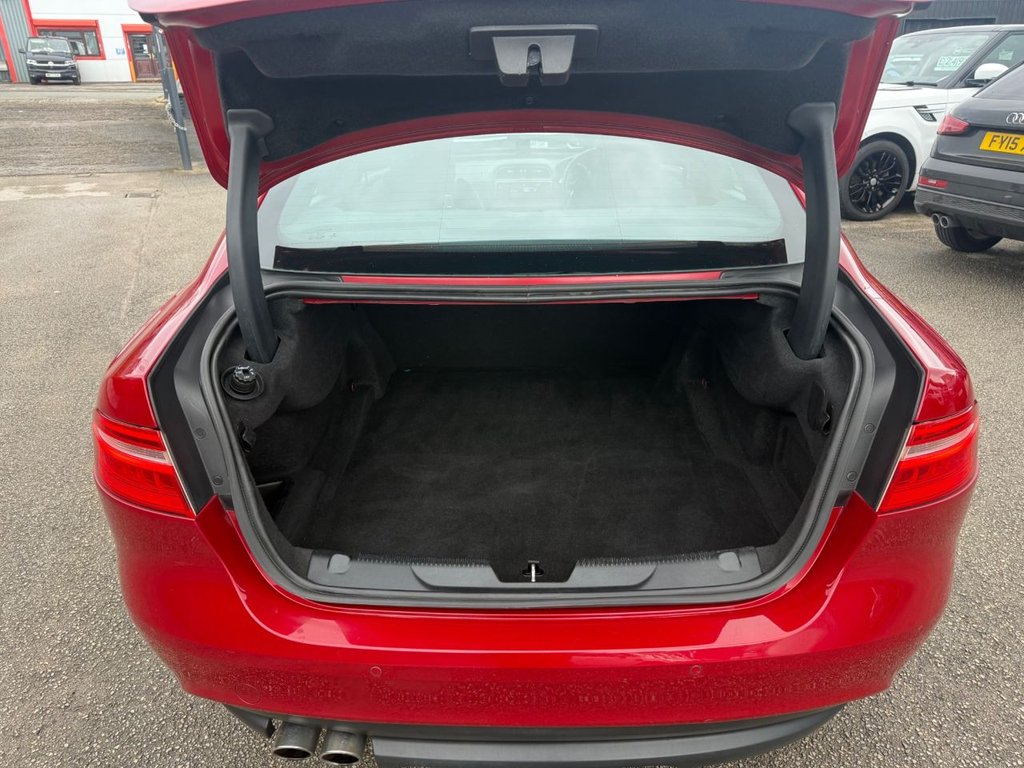 Used Jaguar XE 2017 for sale - 76527215: Photo 7