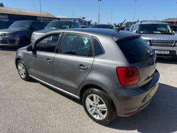 Used Volkswagen Polo 2016 for sale - 75159121: Photo