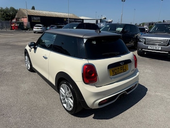 Used MINI Hatch 2017 for sale - 79103968: Photo