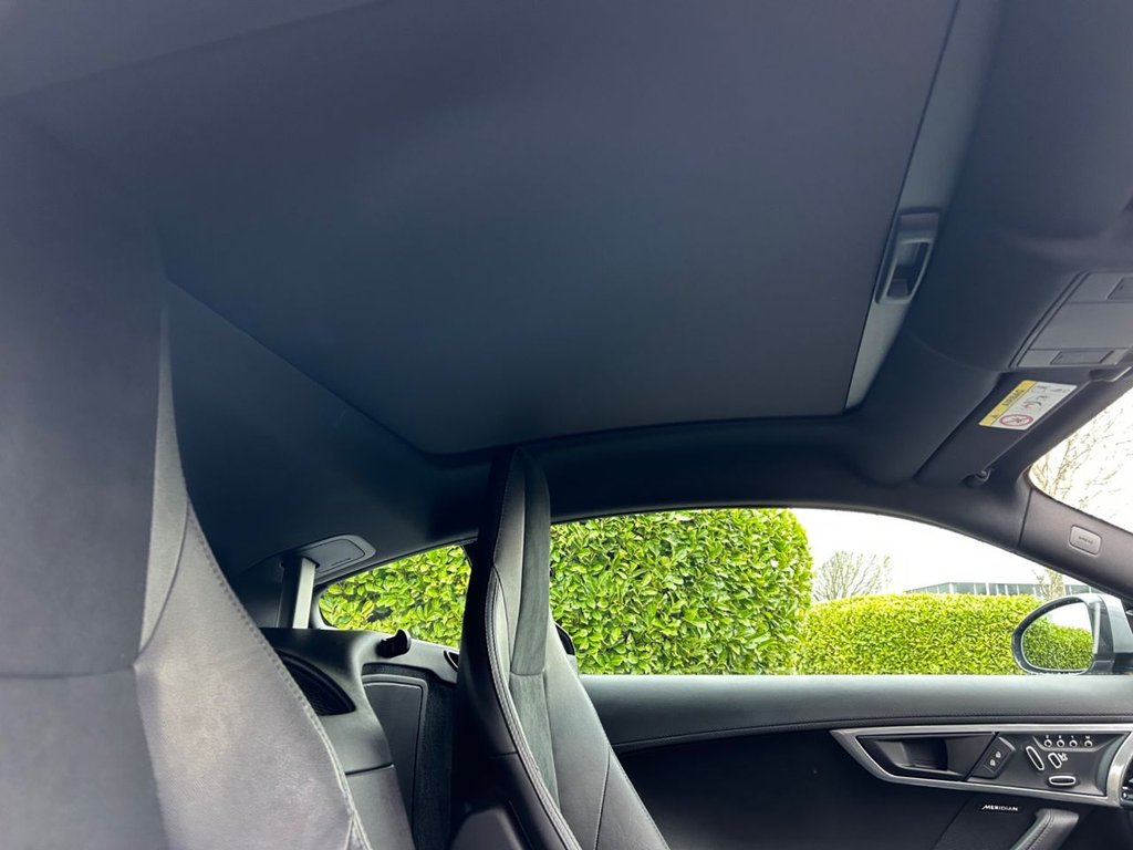 Used Jaguar F-Type 2020 for sale - 77263262: Photo 34