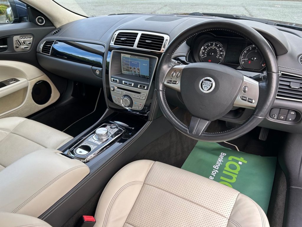 Used Jaguar XK 2010 for sale - 77153464: Photo 31