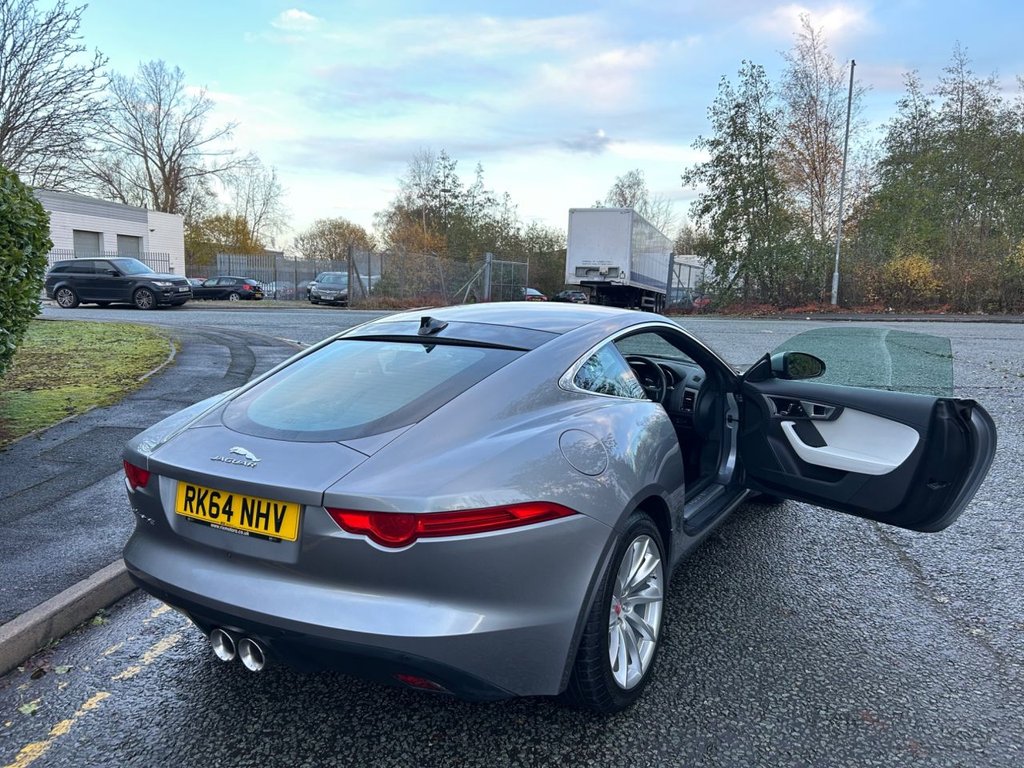 Used Jaguar F-Type 2014 for sale - 76725079: Photo 16